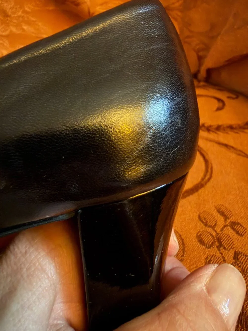 Vintage Etienne Aigner Black Veni Leather Pumps Sz 8